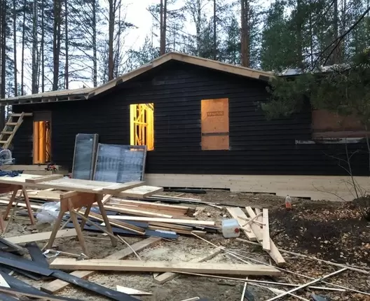 Одноэтажный каркасный дом 15х9 м