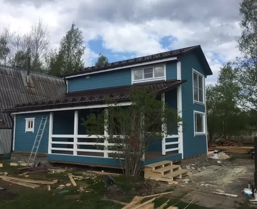 Полутораэтажный каркасный дом-баня 8.5х8.5 м