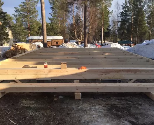 Полутораэтажный каркасный дом 7х6 м