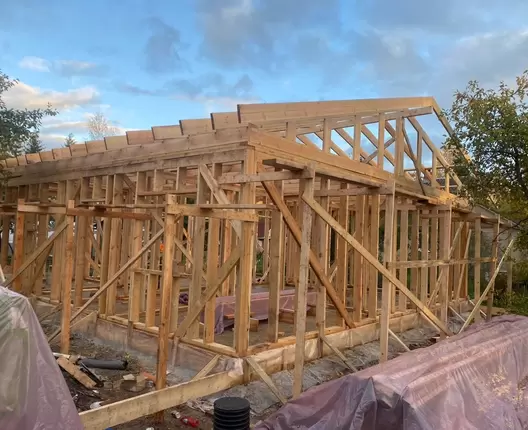 Одноэтажный каркасный дом 10х9 м