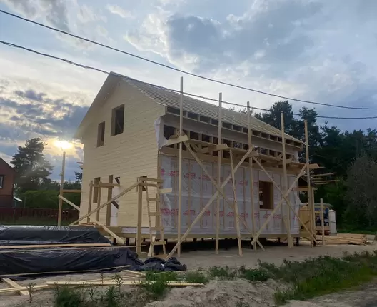 Полутораэтажный каркасный дом 10х6 м