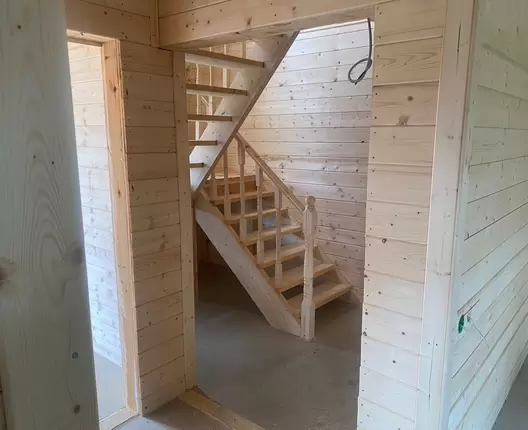 Полутораэтажный каркасный дом 10х6 м